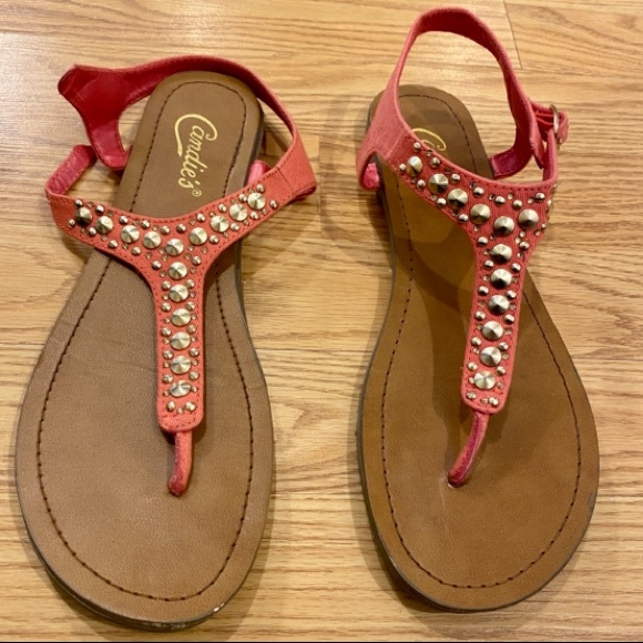 salmon colored sandals